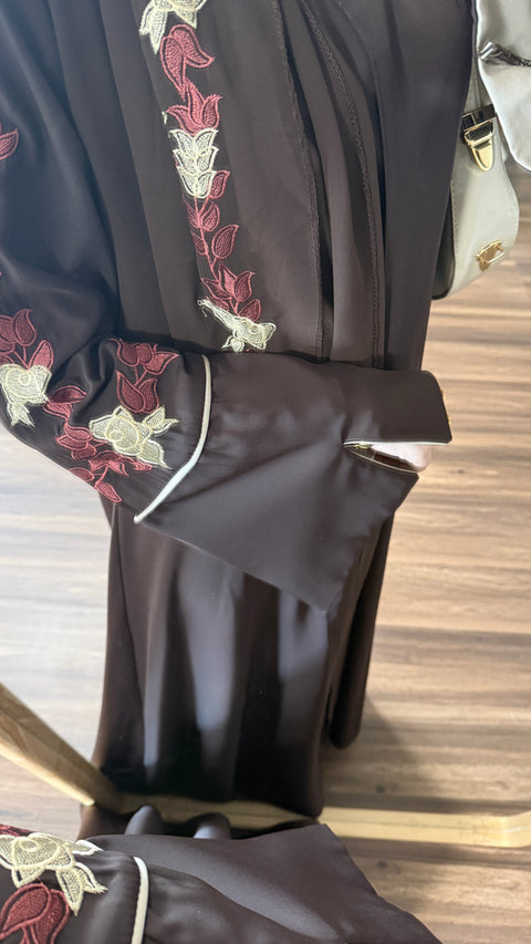 عباية الورد