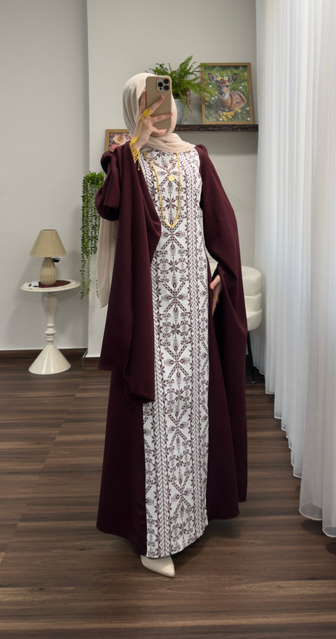 فستان أجنحة تطريز