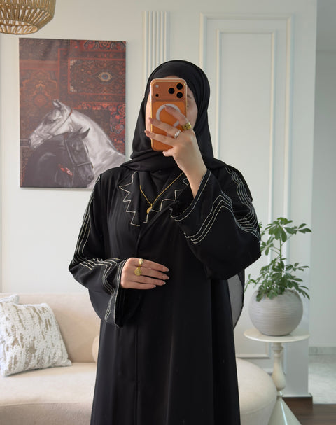 عباية عائشة